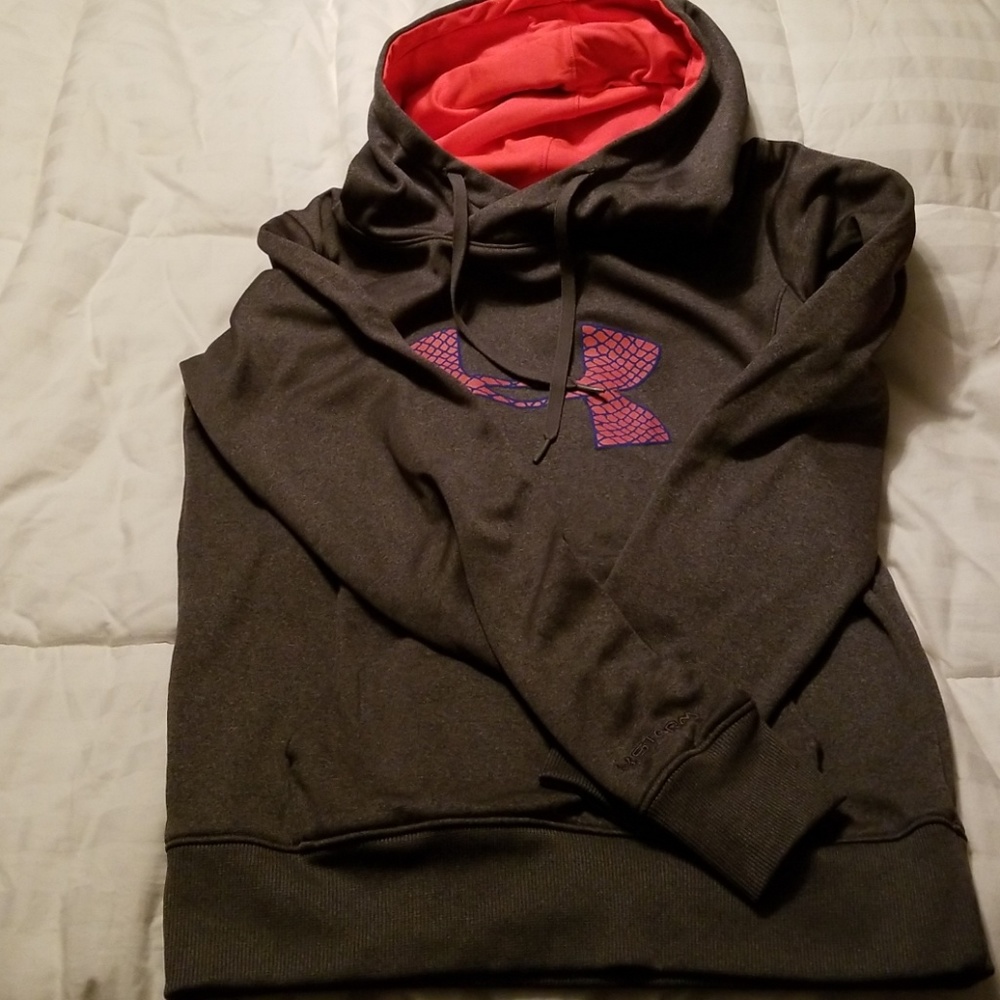 DONATING.Ladies UnderArmour Coldgear Sweatshirt - Picture 1 of 4